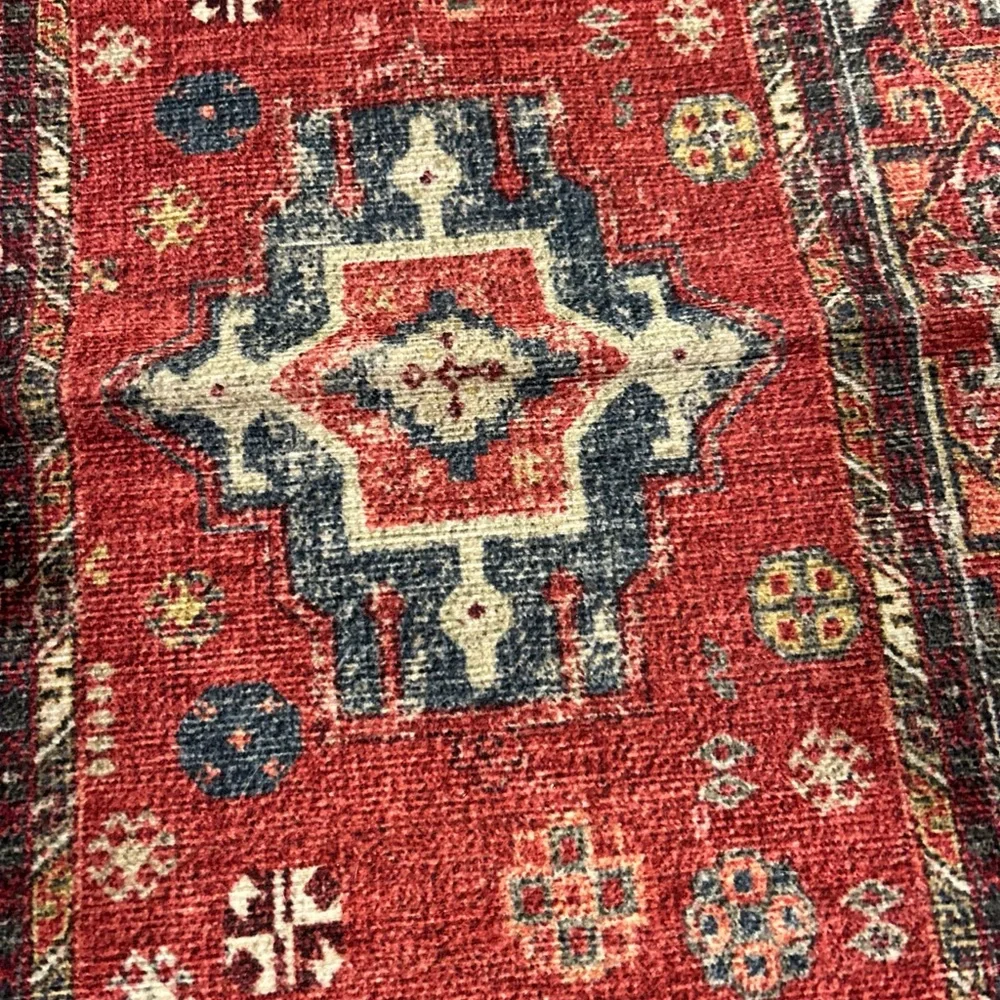 Red Patterned Decorative Rug - Picture 2 of 4
